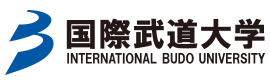 国际武道大学 标识